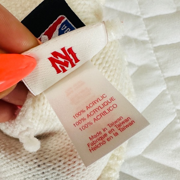 New York Knicks SkiBall Skully Hat O/S NWOT Ski Hat - Picture 7 of 7